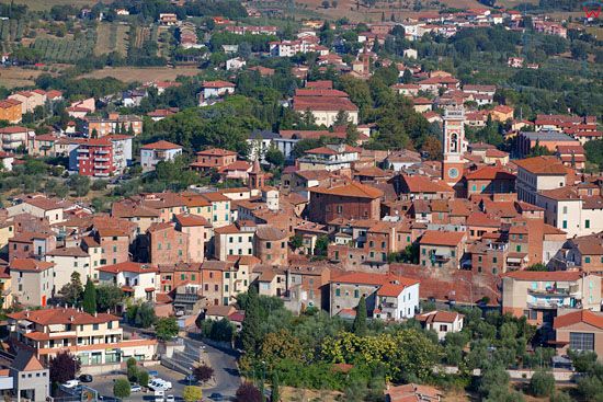 Miasto Foiano della Chiana. EU, Italia, Toscania/Arezzo. LOTNICZE.